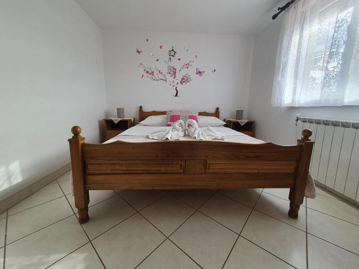 Apartments & Rooms Krk Krk Island Luaran gambar