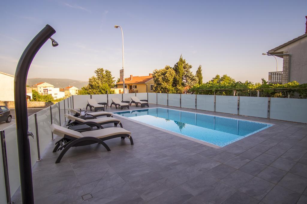 Apartments & Rooms Krk Krk Island Luaran gambar