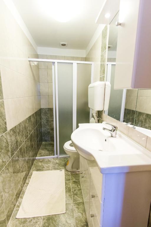 Apartments & Rooms Krk Krk Island Bilik gambar